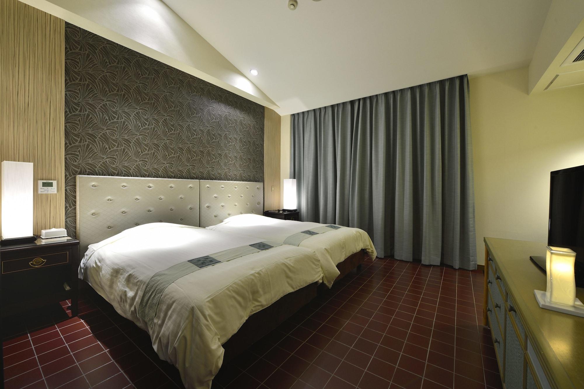 Exes Ishigaki Hotel Ishigaki  Exterior foto