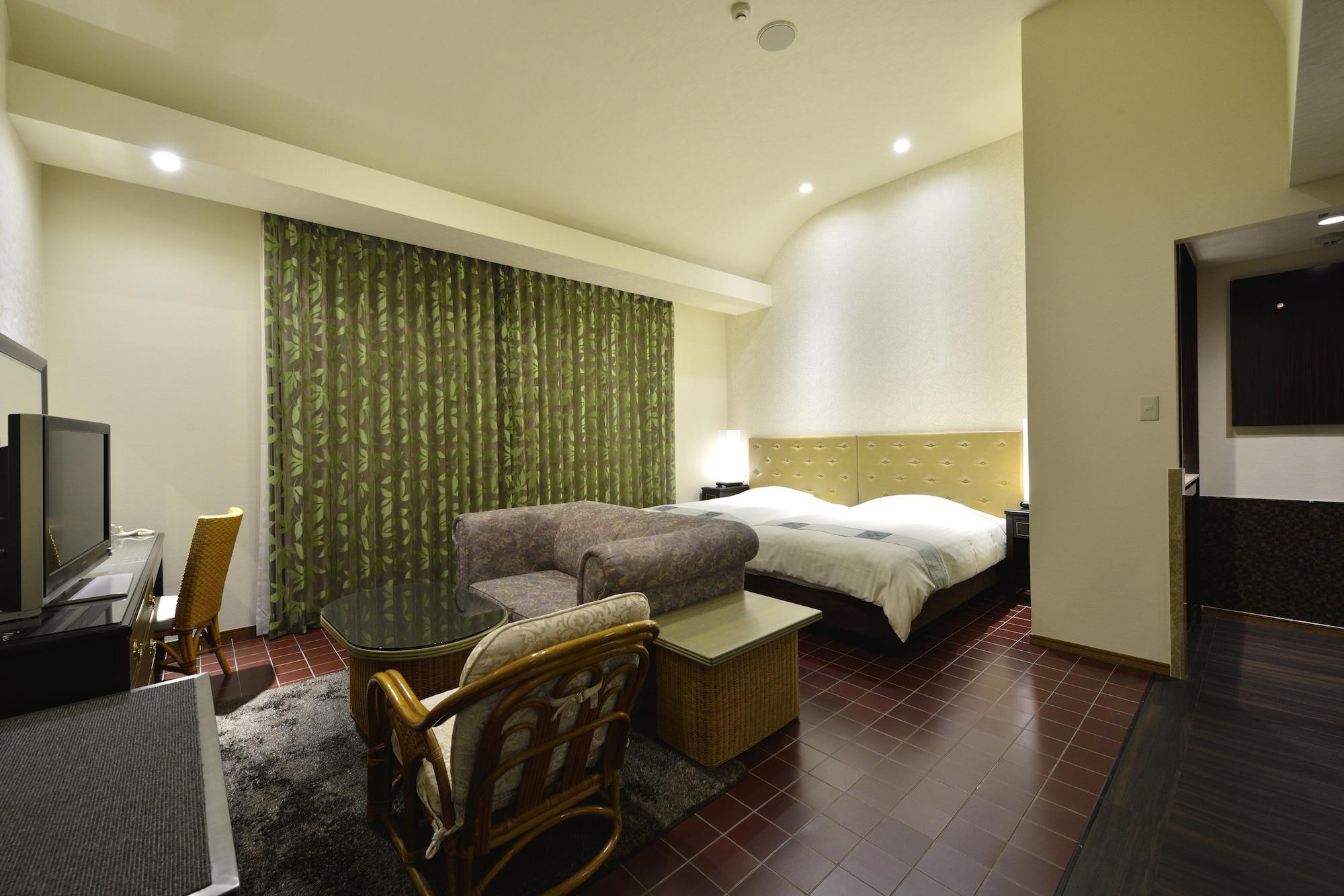 Exes Ishigaki Hotel Ishigaki  Exterior foto