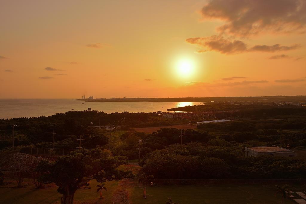 Exes Ishigaki Hotel Ishigaki  Exterior foto