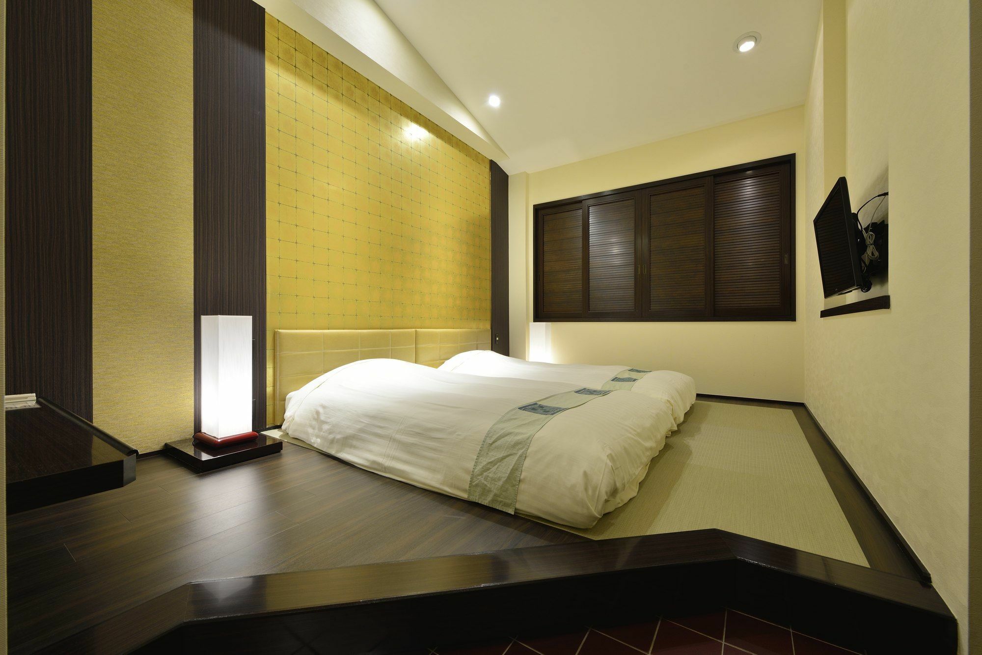Exes Ishigaki Hotel Ishigaki  Exterior foto