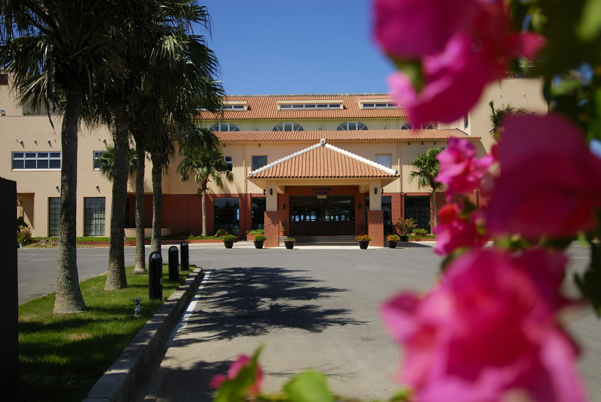 Exes Ishigaki Hotel Ishigaki  Exterior foto